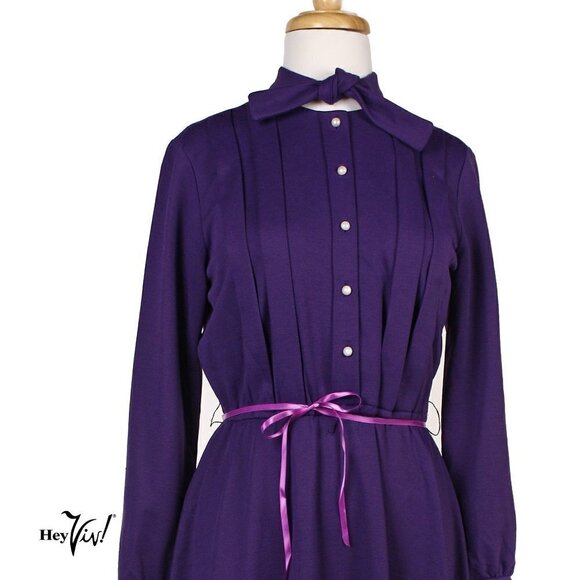 Vintage Purple Knit Dress Long Sleeve Pearl Buttons Beege Tag Size M/L - Hey Viv - Picture 2 of 6